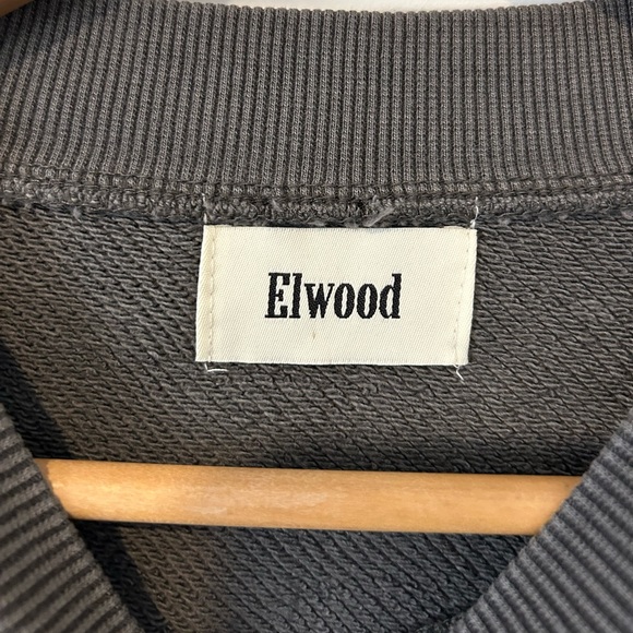 Brand new Elwood XS vintage wash sweatshirt - Picture 2 of 4
